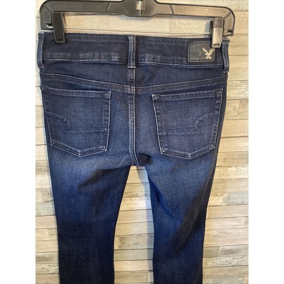 Women’s American eagle denim jeans distressed straight leg dark wash size 2 - Picture 7 of 10